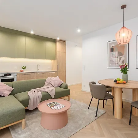Shortstaypoland Jagiellonska Premium P6 * ורשה