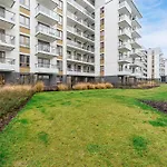 Shortstaypoland Jagiellonska Premium P6 *